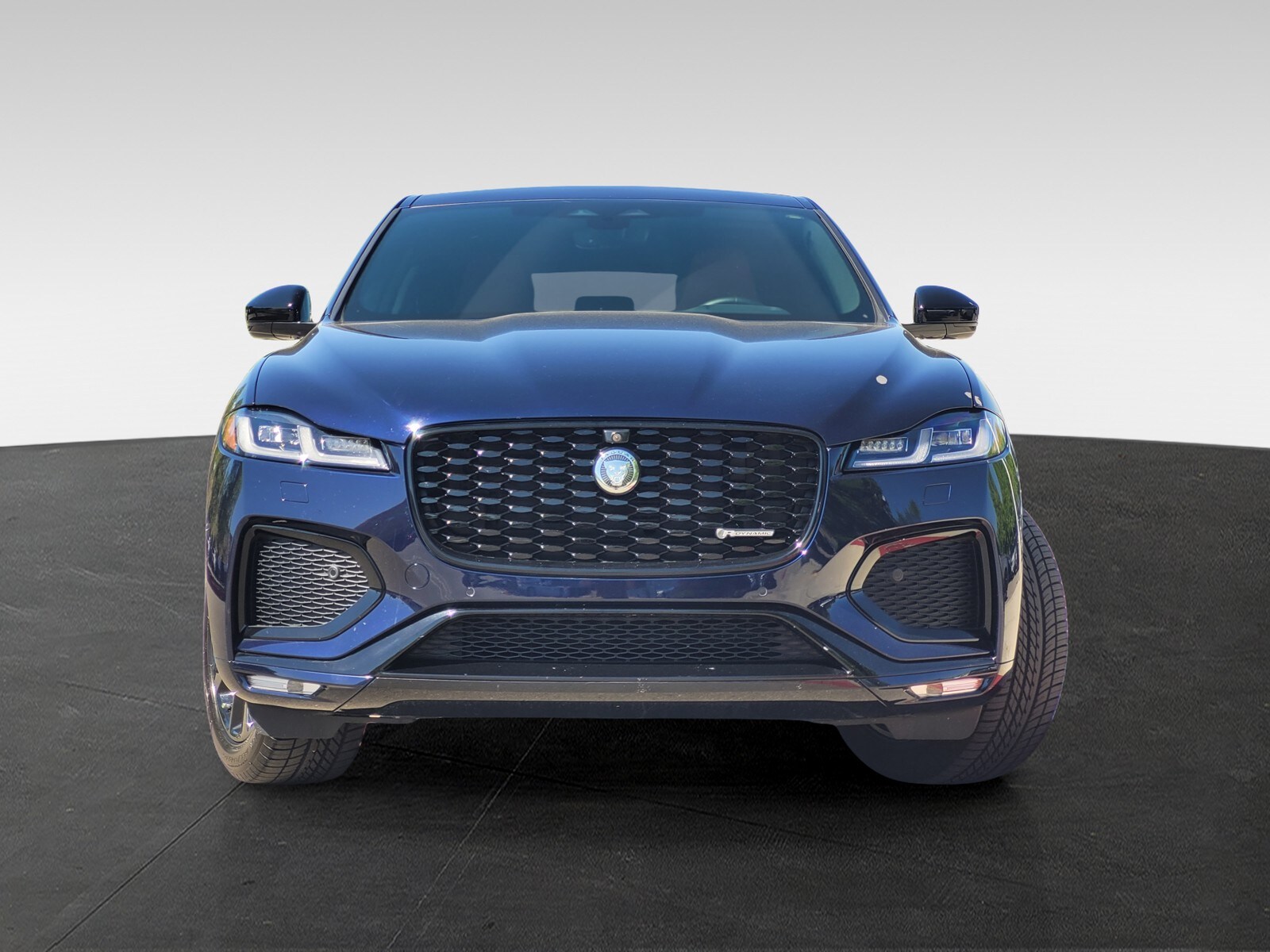 2025 Jaguar F-PACE R-Dynamic S photo 2