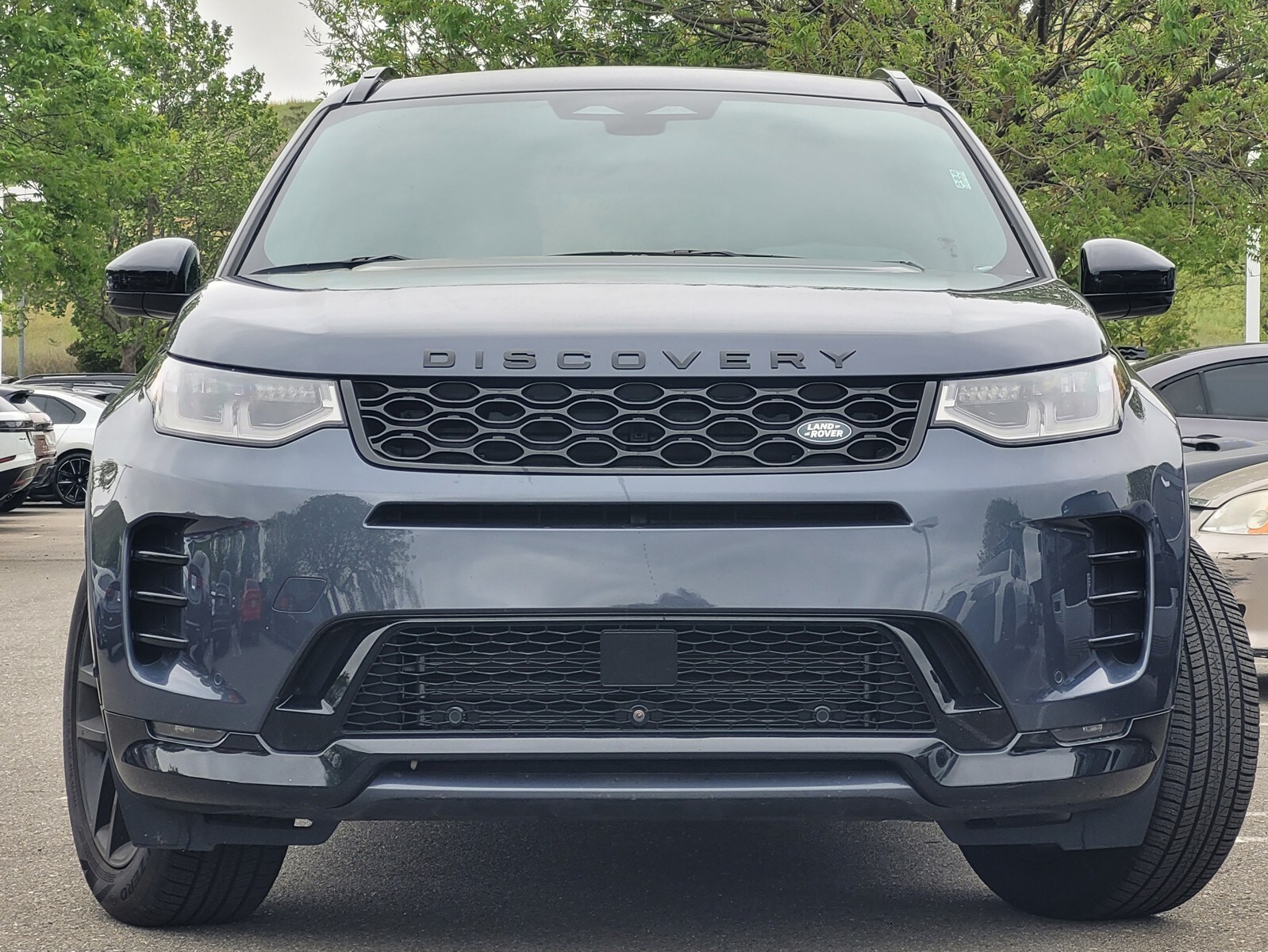 2024 Land Rover Discovery Sport Dynamic SE photo 2