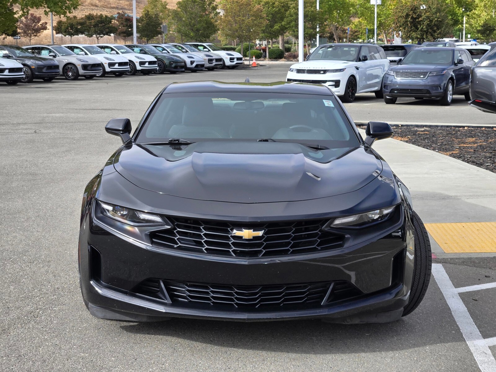2022 Chevrolet Camaro 1LT photo 2