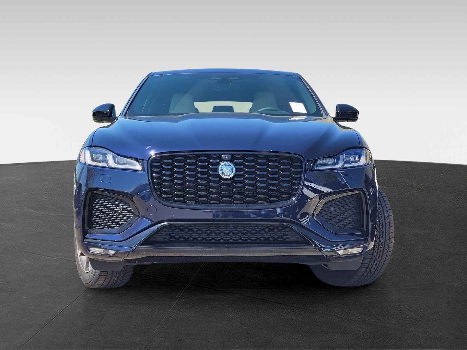 2026 Jaguar F-PACE P250 R-Dynamic S photo 2