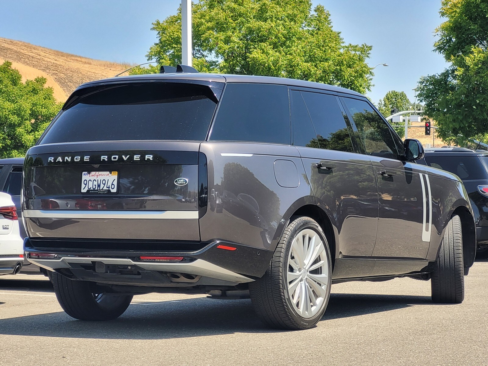 2023 Land Rover Range Rover First Edition photo 4