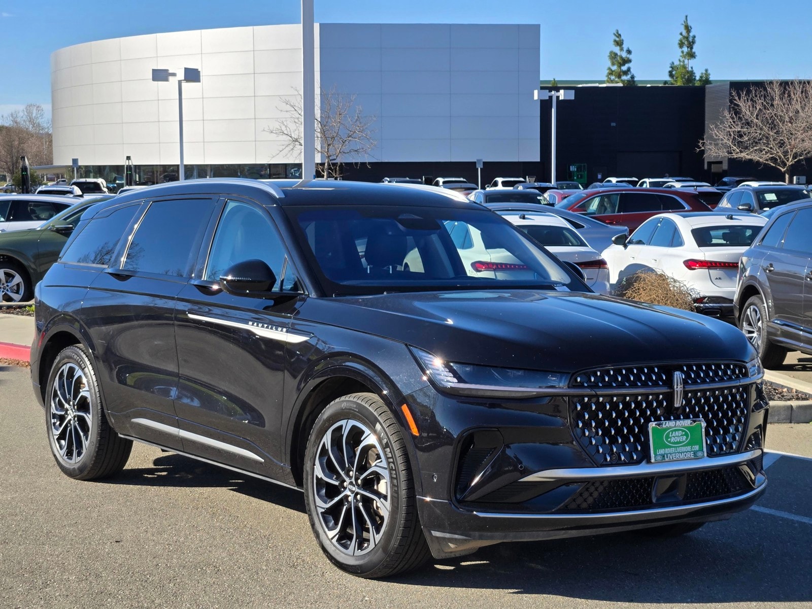 2024 Lincoln Nautilus Reserve photo 3