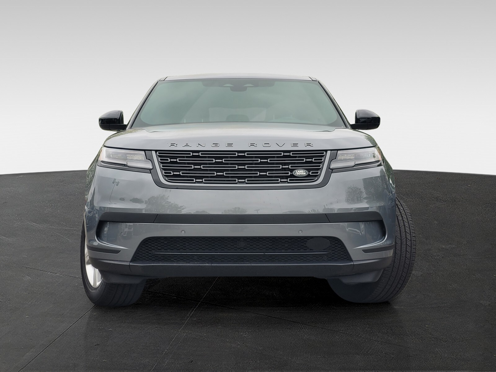 2025 Land Rover Range Rover Velar S photo 2