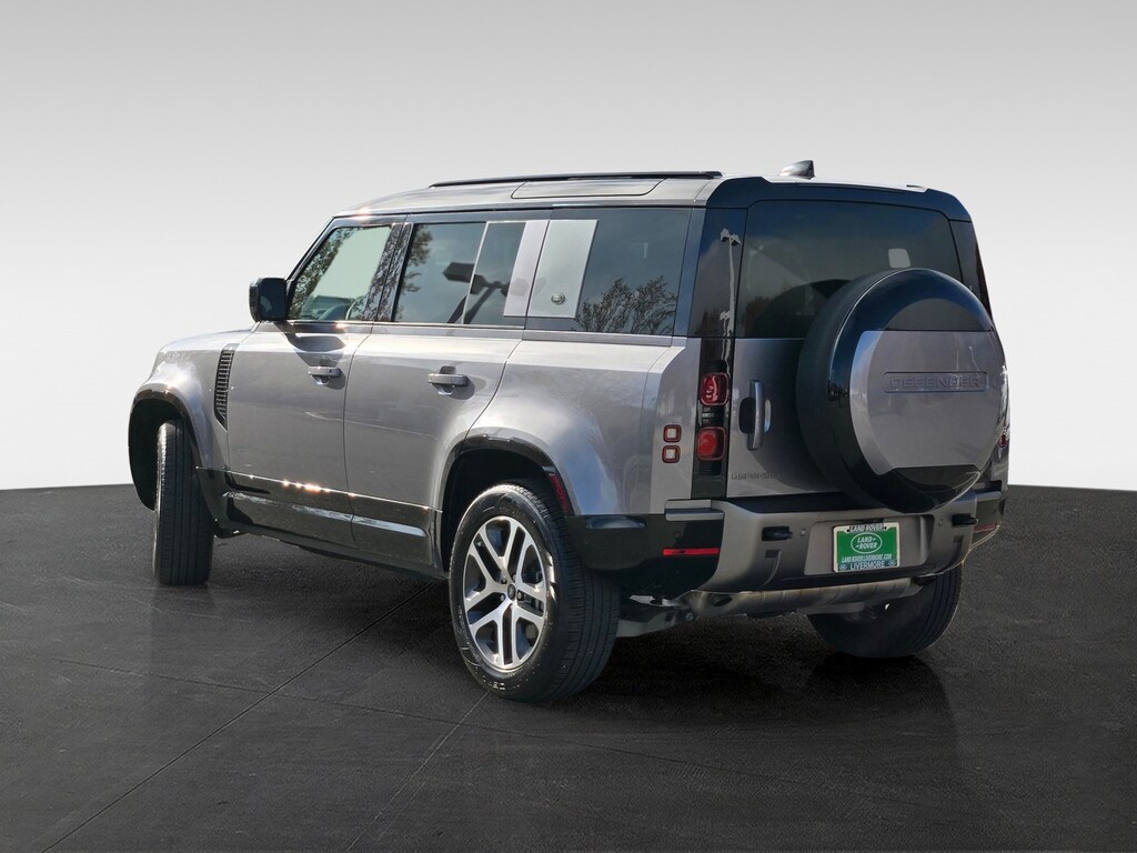 Used 2024 Land Rover Defender X-Dynamic SE SUV