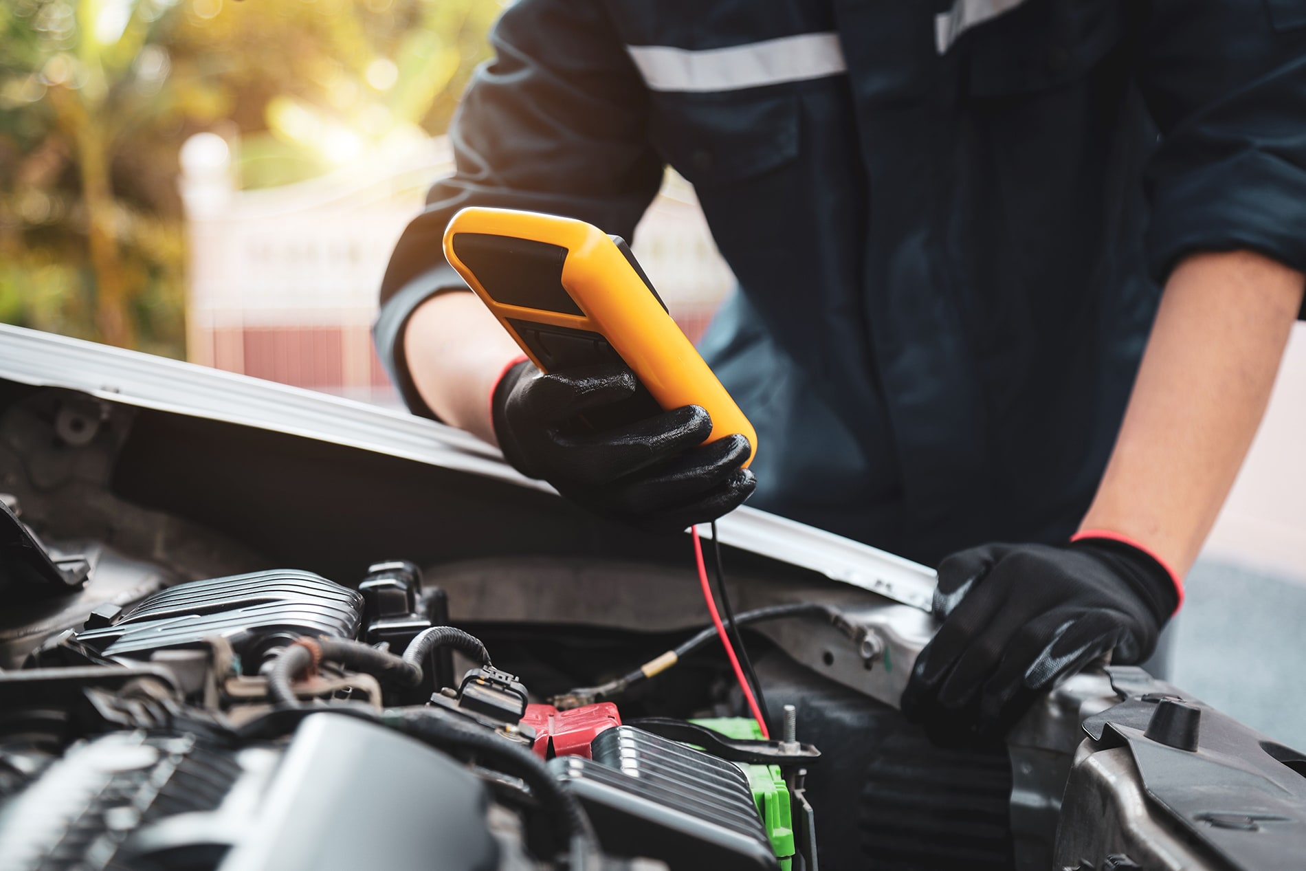 JLRIV__how_long_do_car_batteries_last.jpg