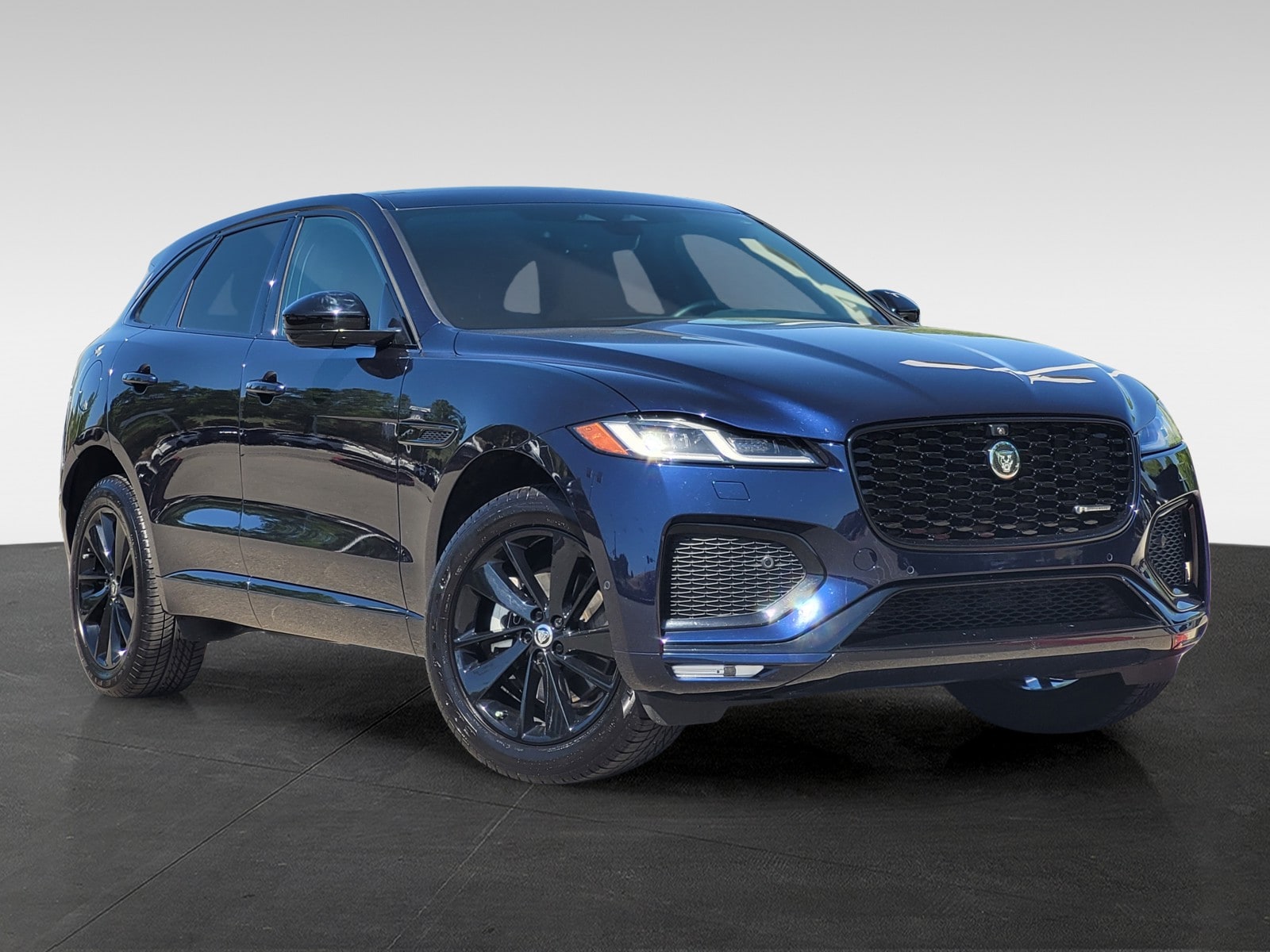 2025 Jaguar F-PACE