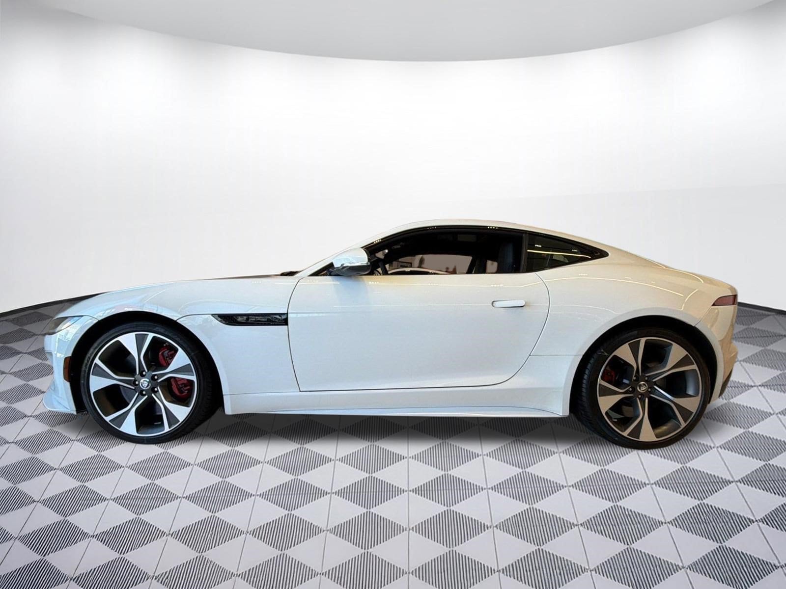 F-TYPE R-Dynamic Coupe