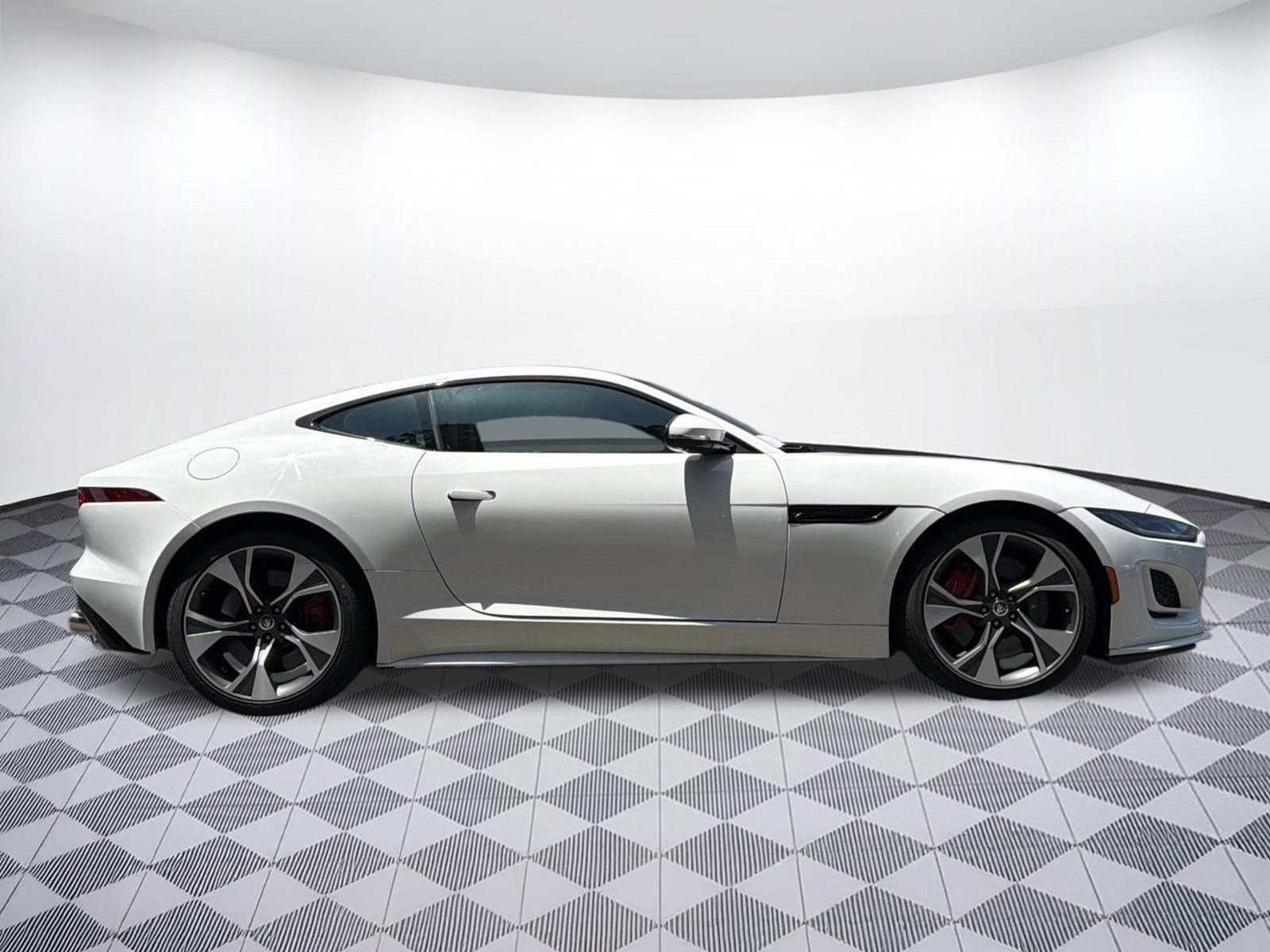 F-TYPE R-Dynamic Coupe