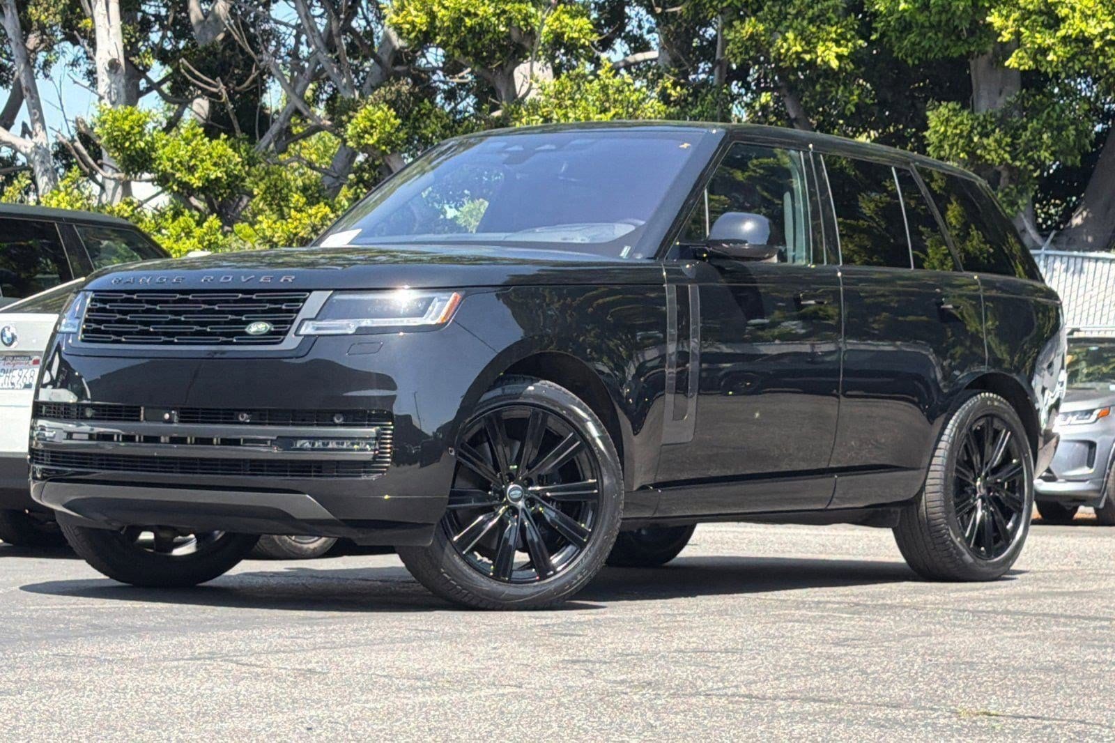 2023 Land Rover Range Rover 3.0 SE SWB's photo