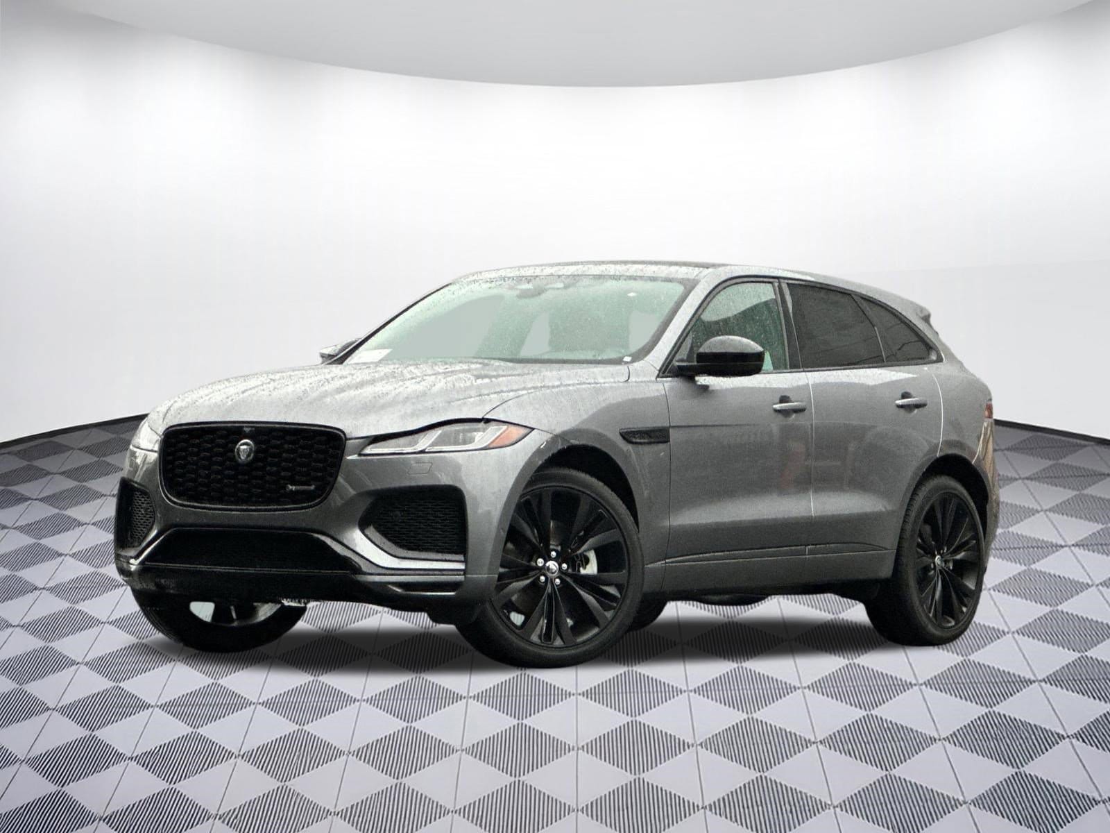 2025 Jaguar F-PACE P400 R-Dynamic S's photo