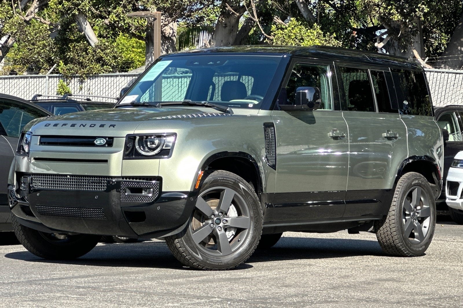 2023 Land Rover Defender