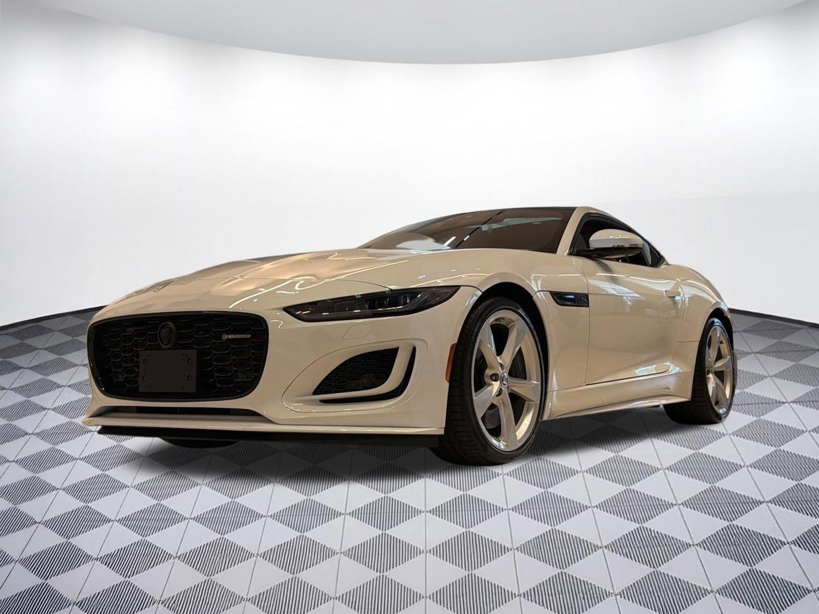 F-TYPE R-Dynamic Coupe