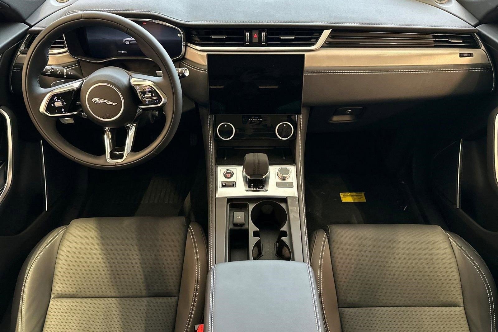 2026 Jaguar F-Pace R-Dynamic S - Photo 21