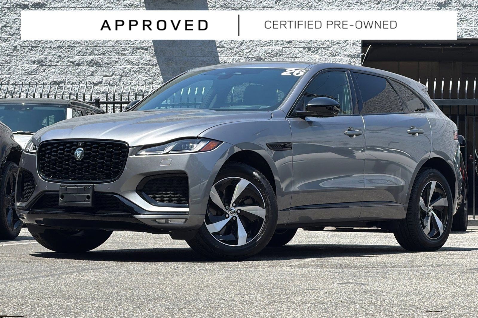 2026 Jaguar F-PACE P250 R-Dynamic S's photo