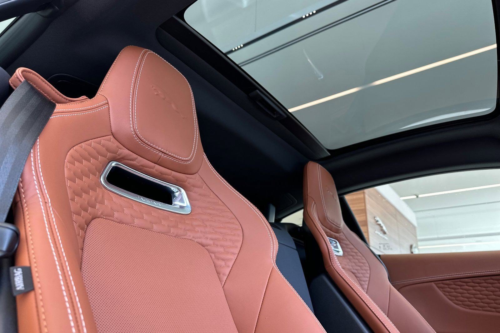F-TYPE R-Dynamic Coupe