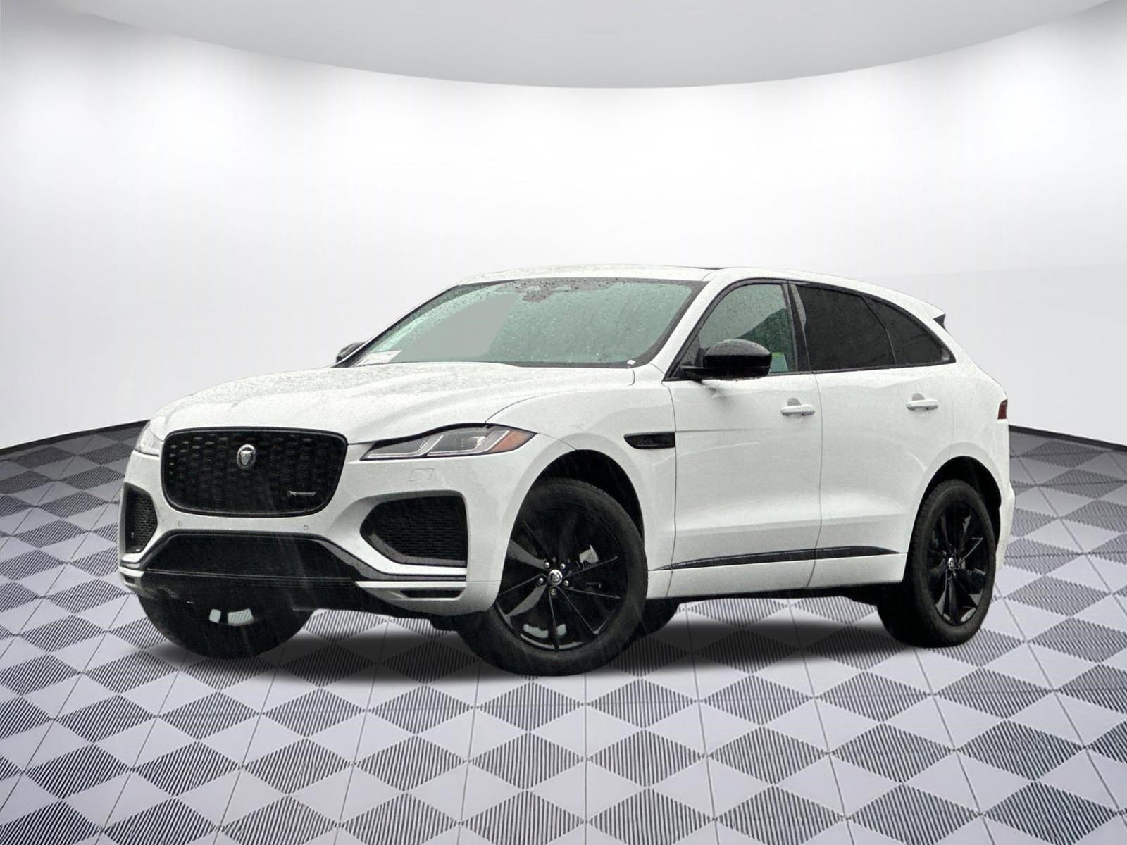 2025 Jaguar F-PACE P400 R-Dynamic S's photo