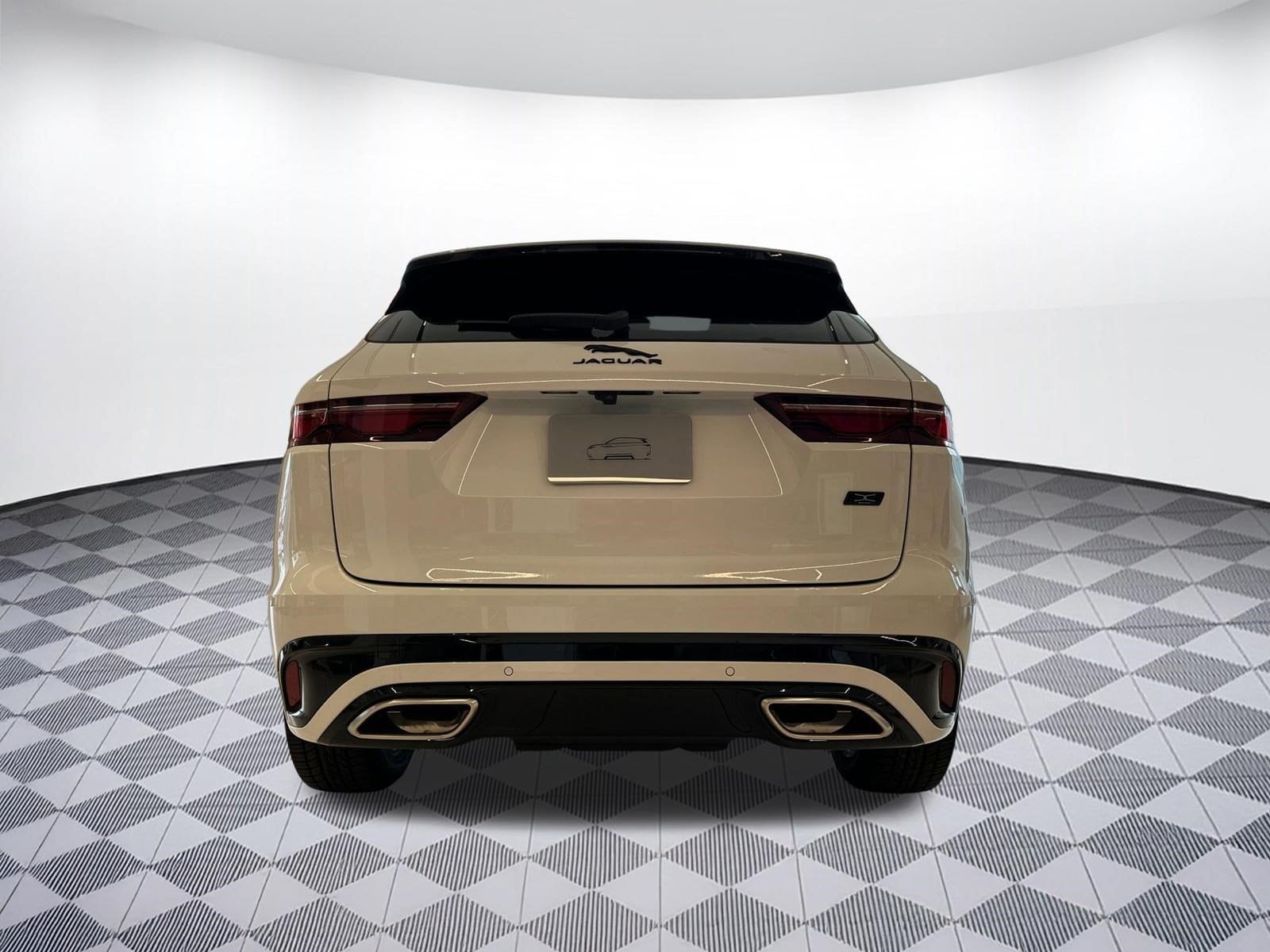 2026 Jaguar F-Pace R-Dynamic S - Photo 10