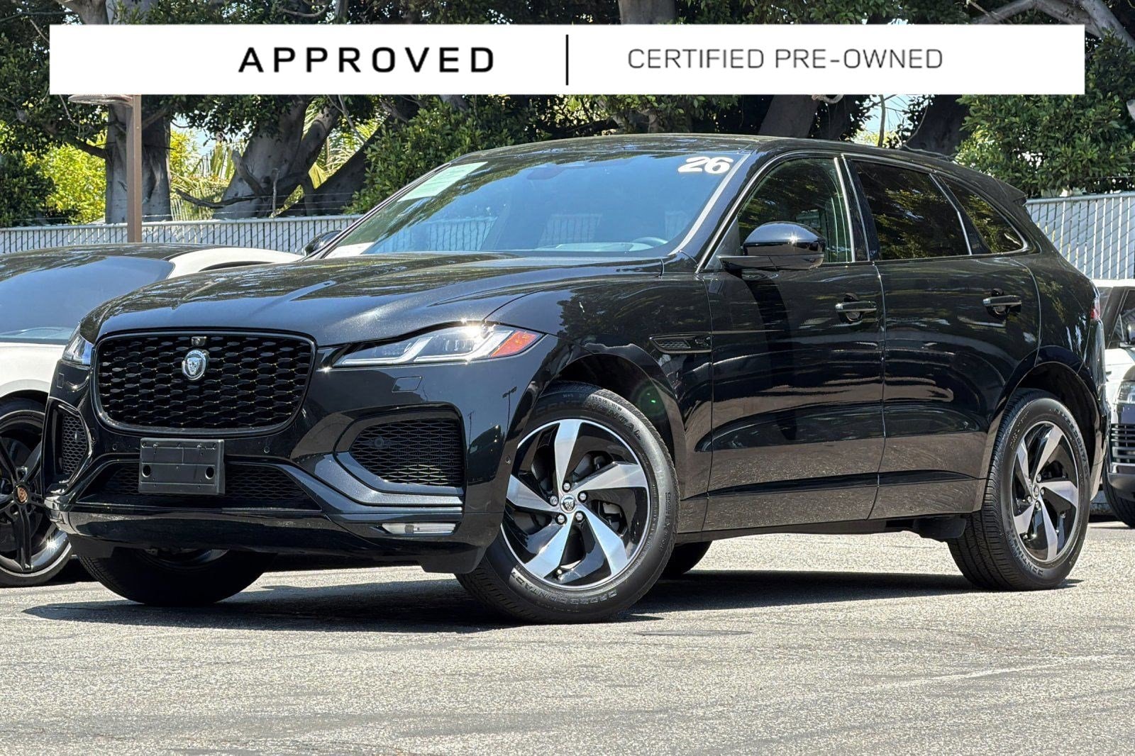 2026 Jaguar F-PACE P400 R-Dynamic S's photo