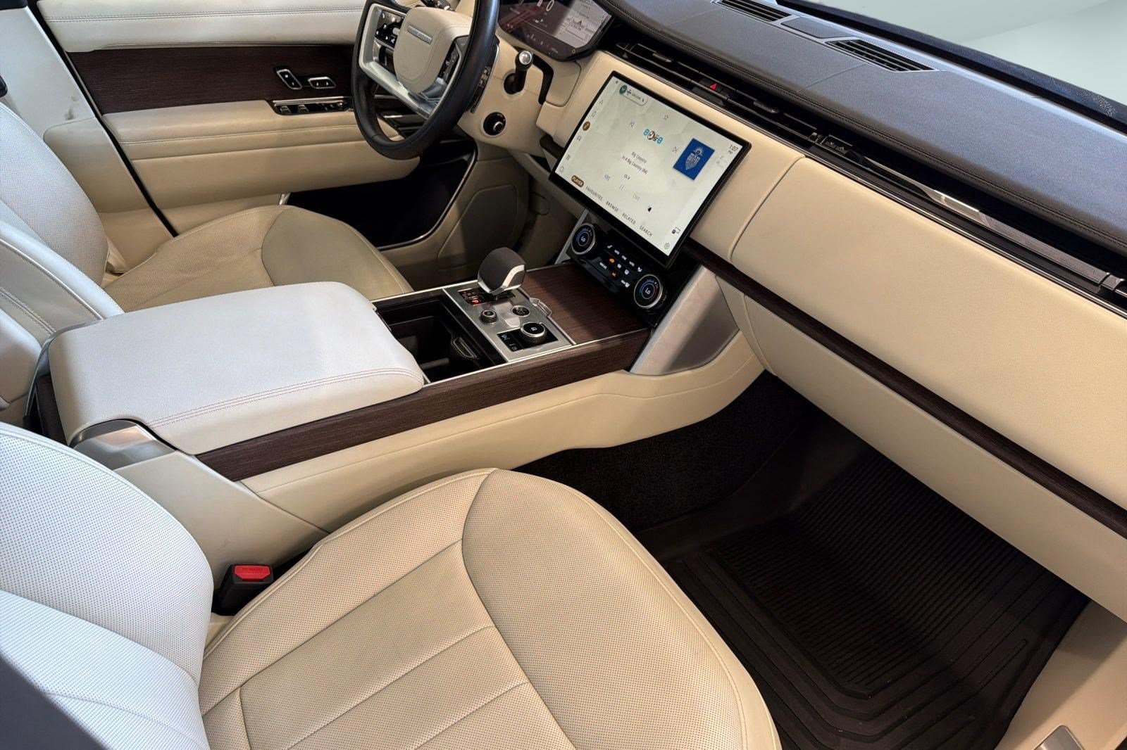 2023 Land Rover Range Rover SE - Photo 31