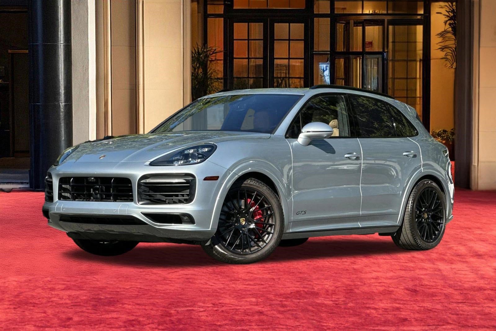 2021 Porsche Cayenne GTS's photo