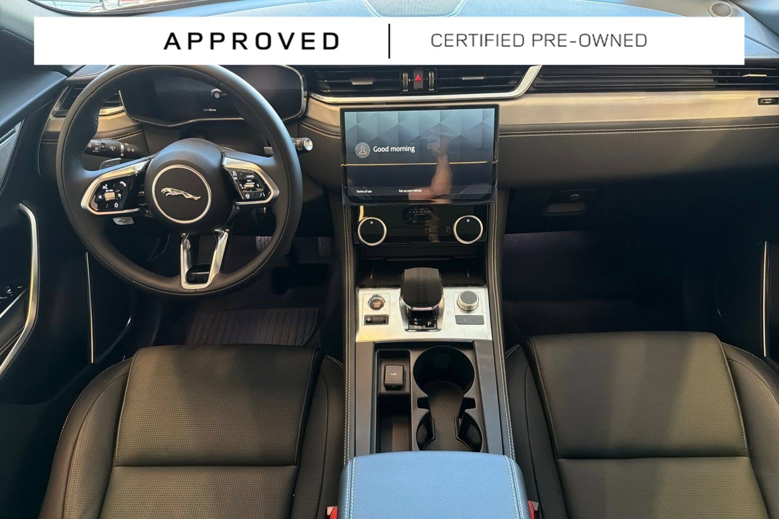 2025 Jaguar F-PACE R-Dynamic S - Photo 16