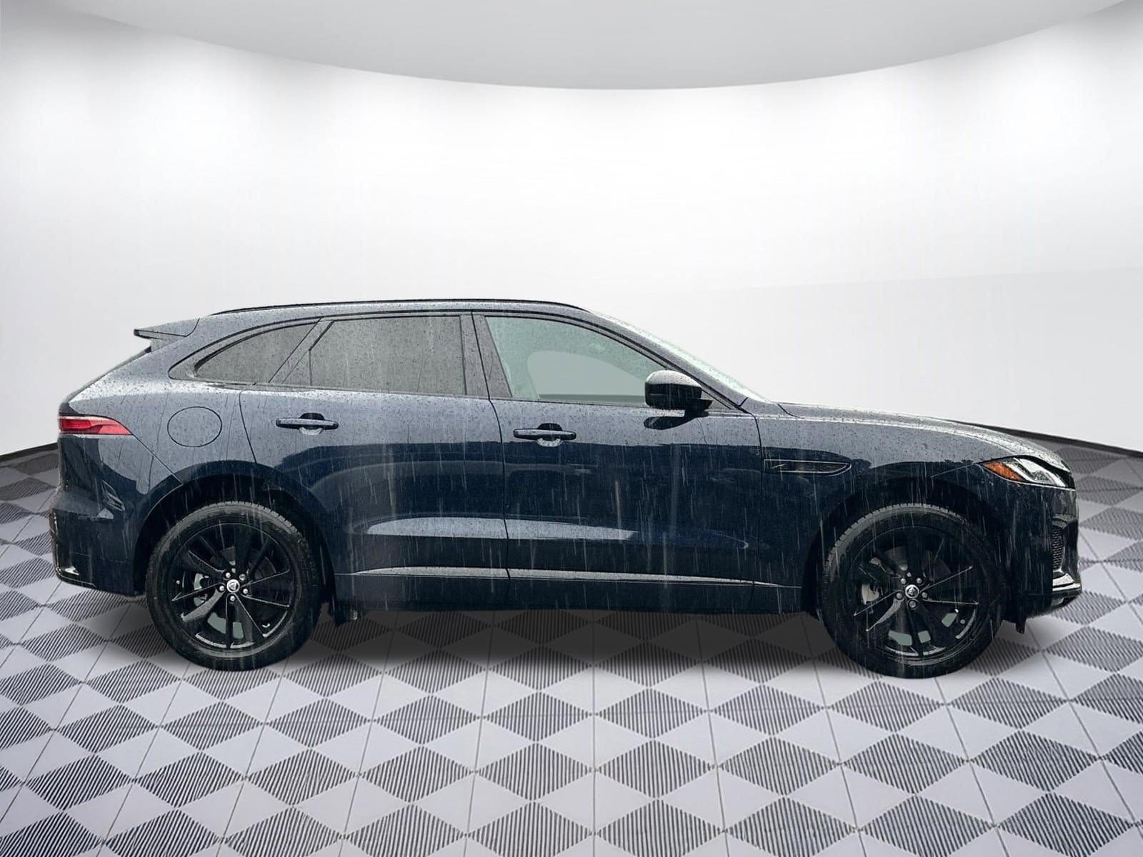 2026 Jaguar F-Pace R-Dynamic S - Photo 8