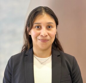 Staff member Jessica Cruz from ID_1da6bd