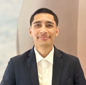 Staff member Eric Alvarado from ID_40872f