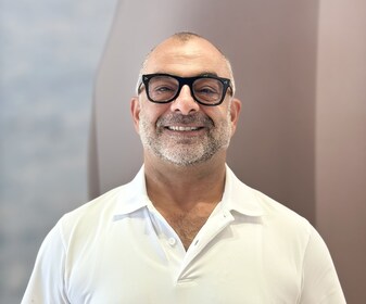Staff member Ramin Pirsaheli from ID_f1328c