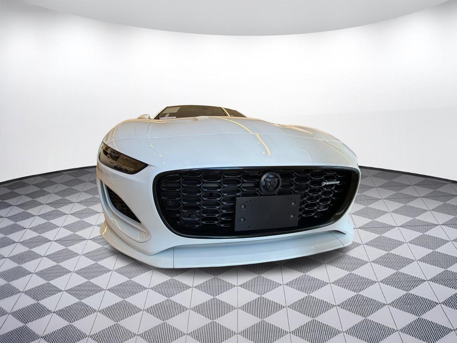 F-TYPE R-Dynamic Coupe