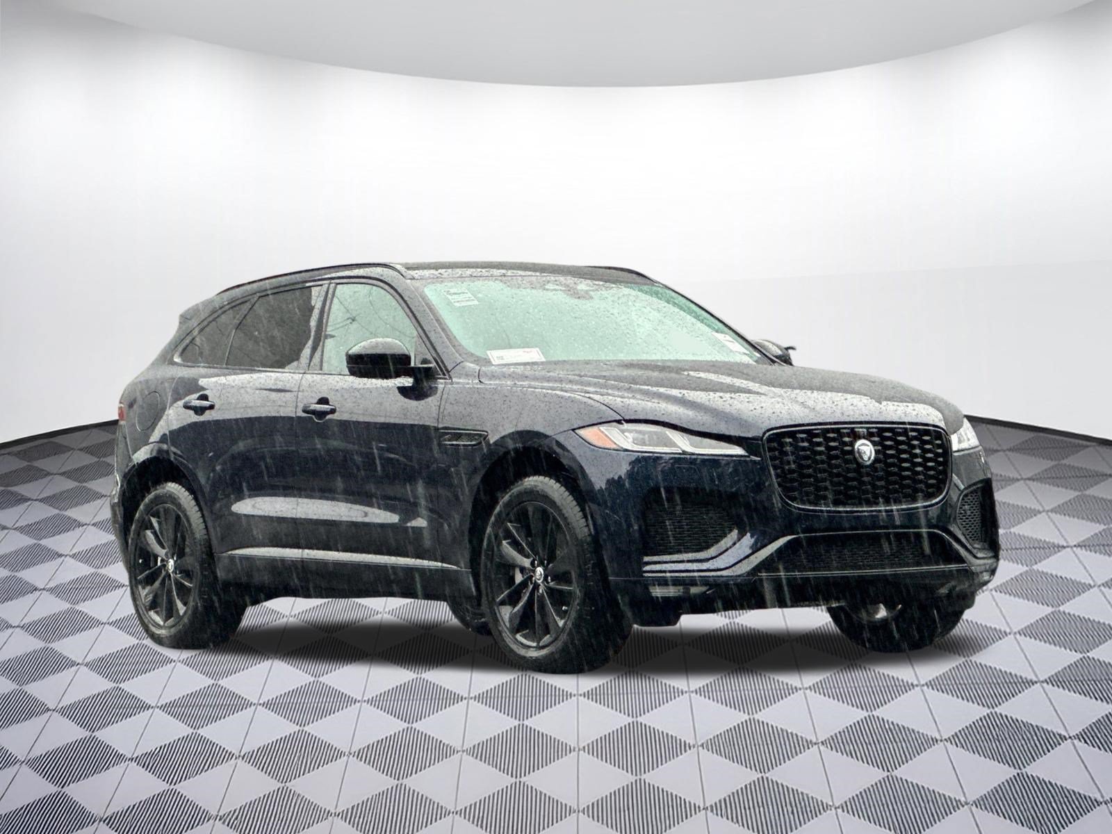 2026 Jaguar F-Pace R-Dynamic S - Photo 7