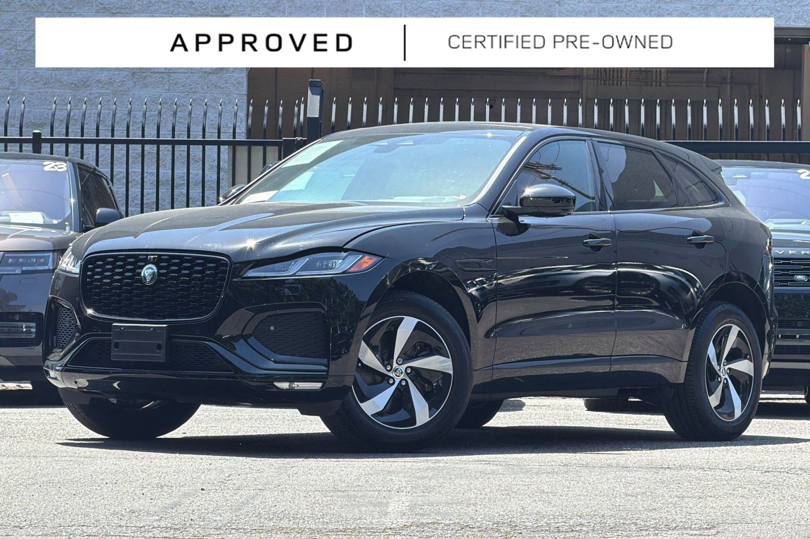 2026 Jaguar F-PACE P250 R-Dynamic S's photo