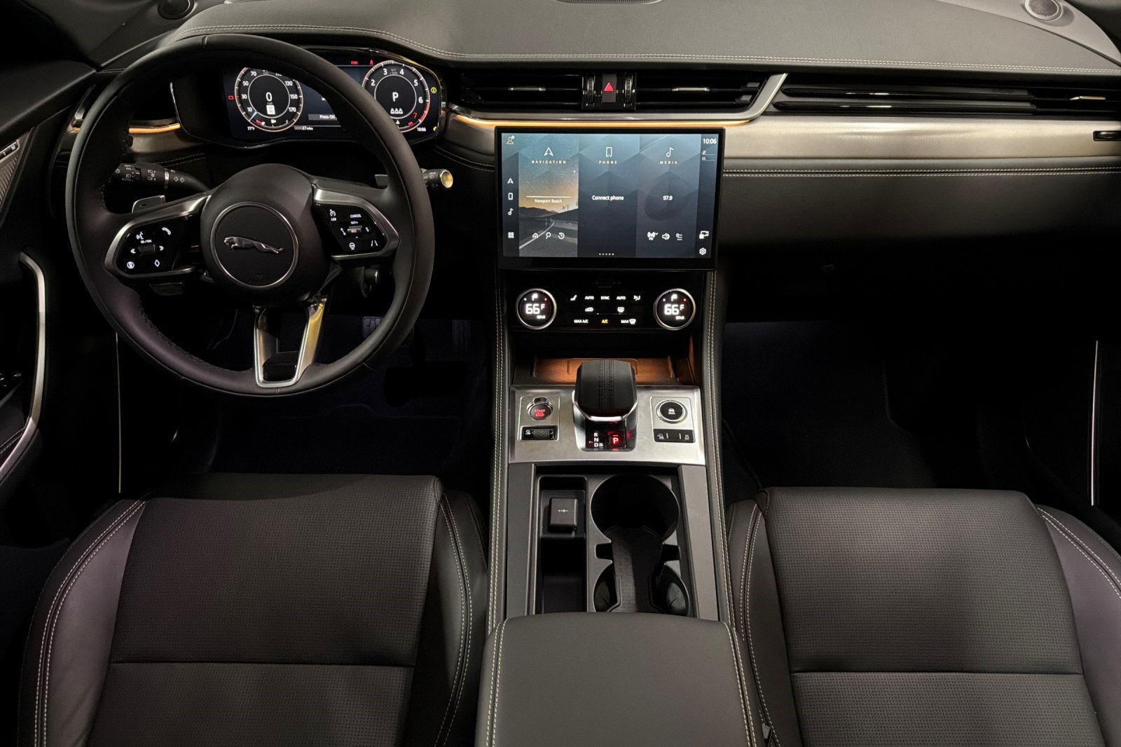 2026 Jaguar F-Pace R-Dynamic S - Photo 15