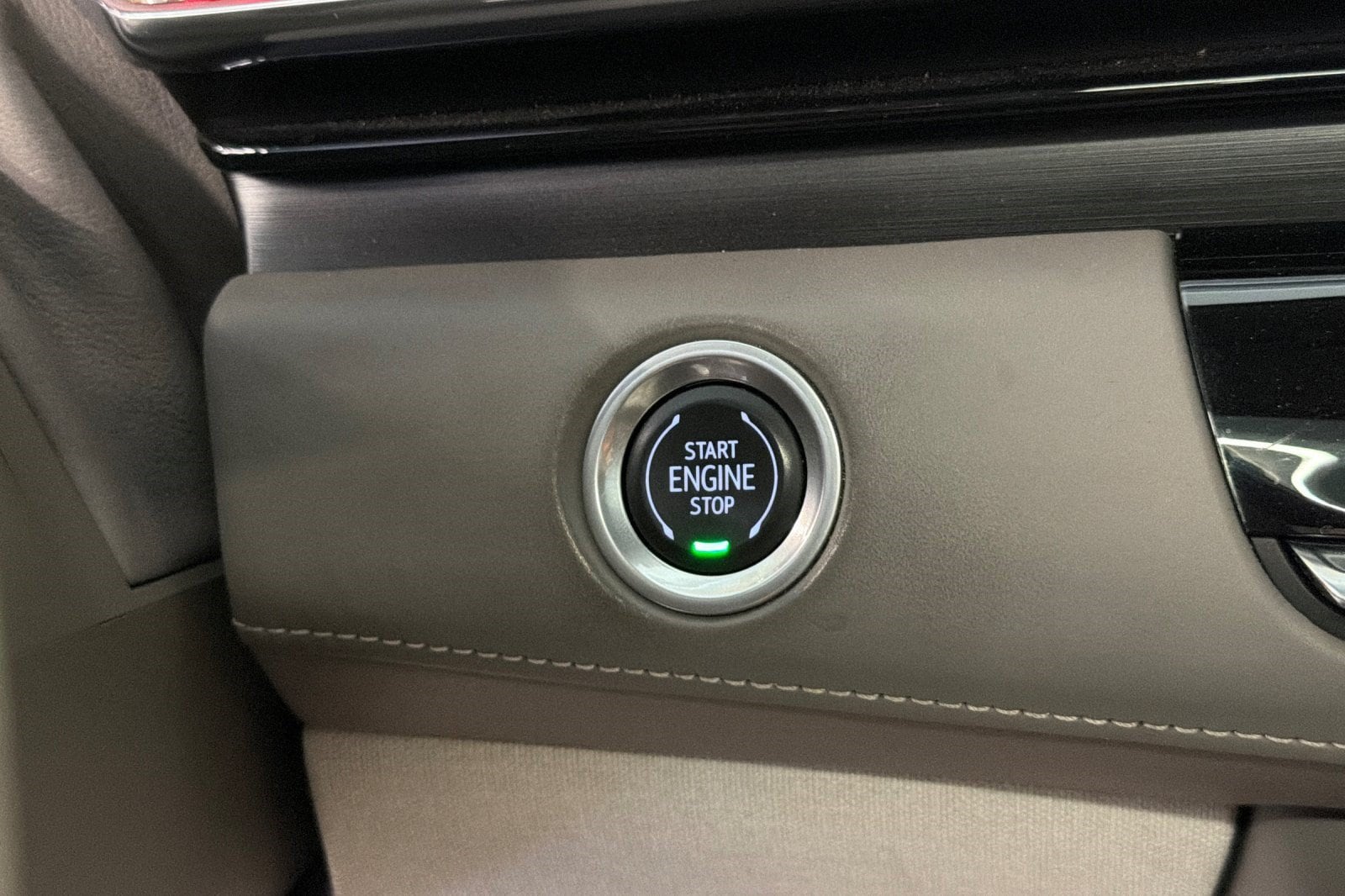 2022 Cadillac Escalade Sport Platinum - Photo 16