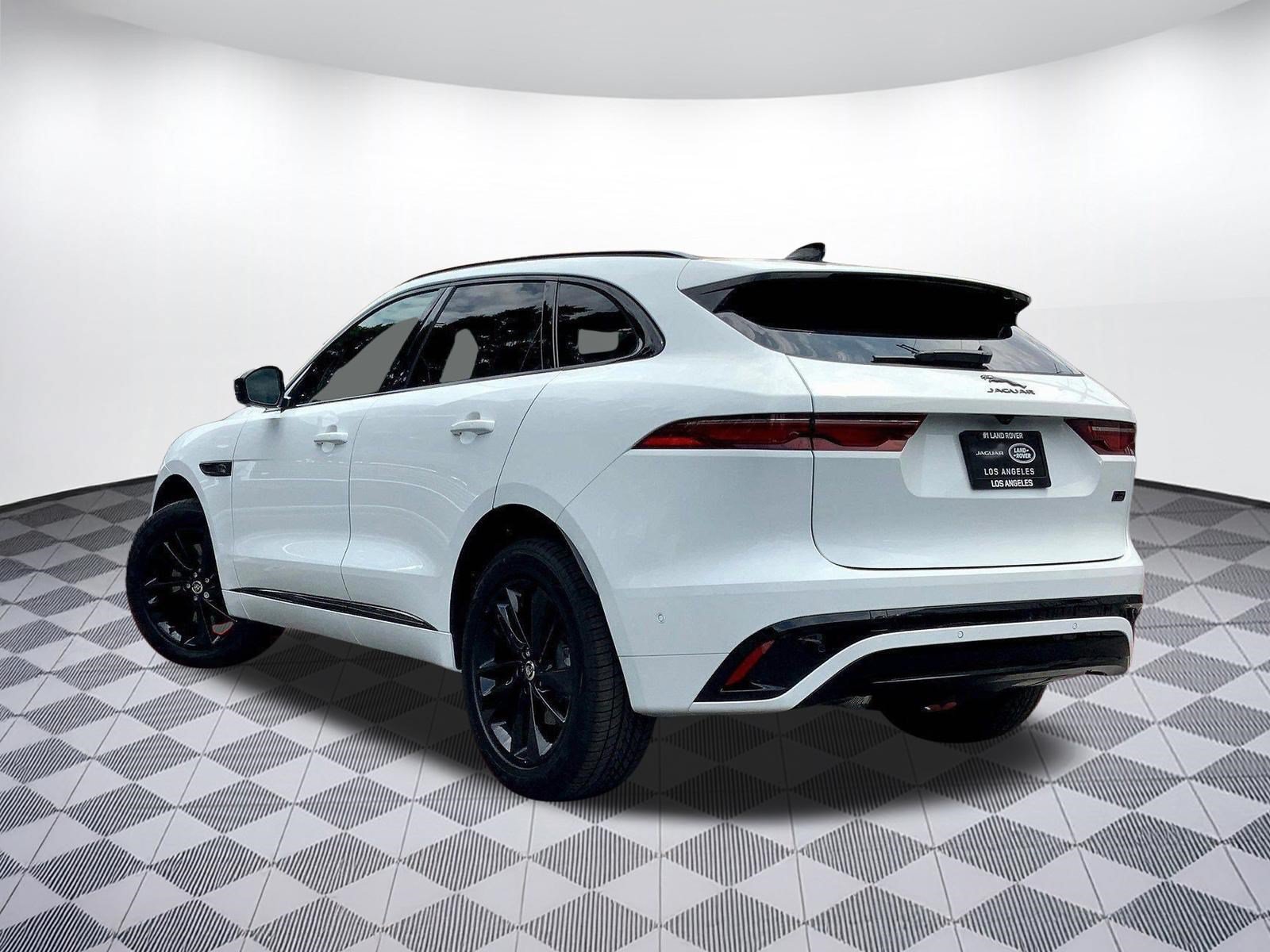2026 Jaguar F-Pace R-Dynamic S - Photo 2