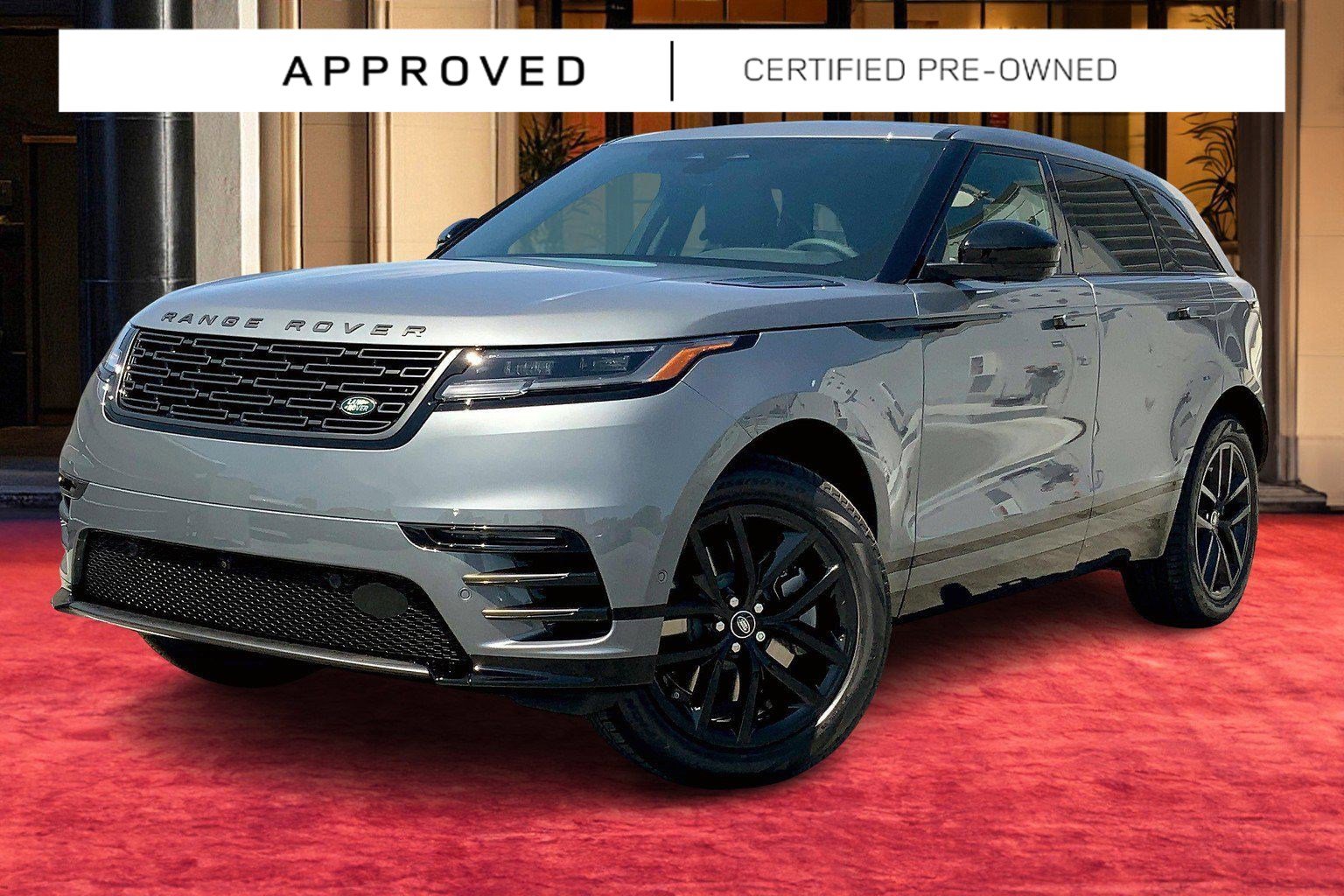 2026 Land Rover Range Rover Velar P250 Dynamic SE's photo