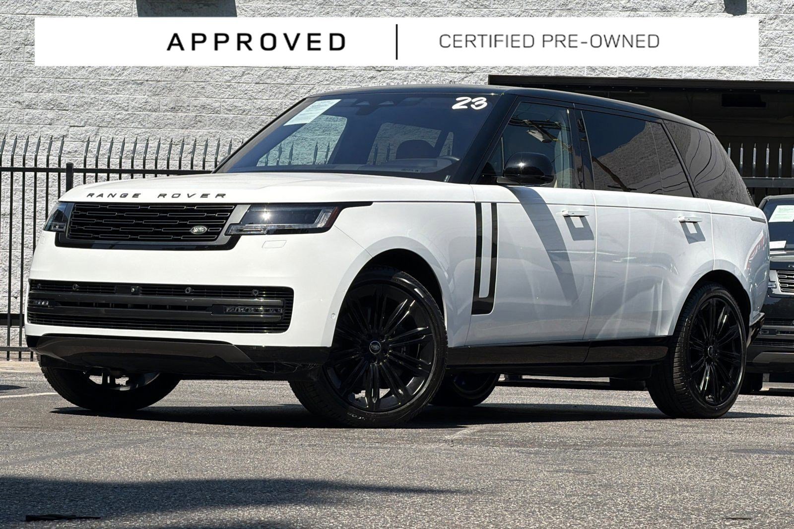 2023 Land Rover Range Rover 4.4 SE LWB 7's photo