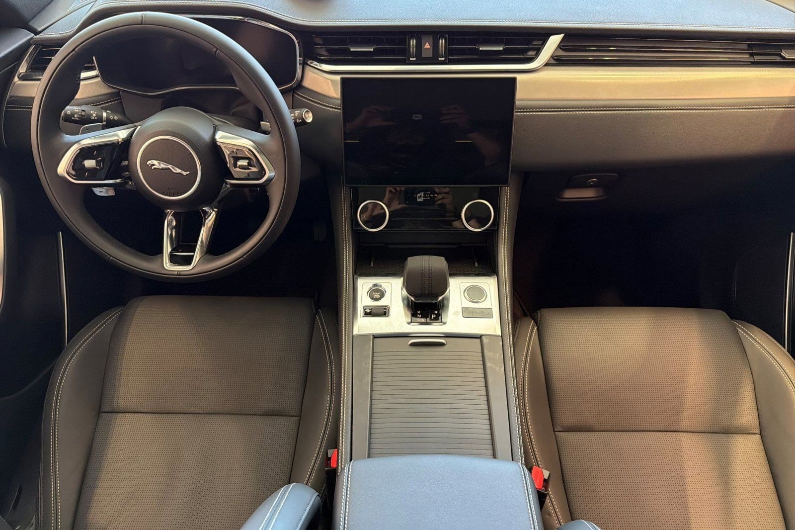 2026 Jaguar F-Pace R-Dynamic S - Photo 21