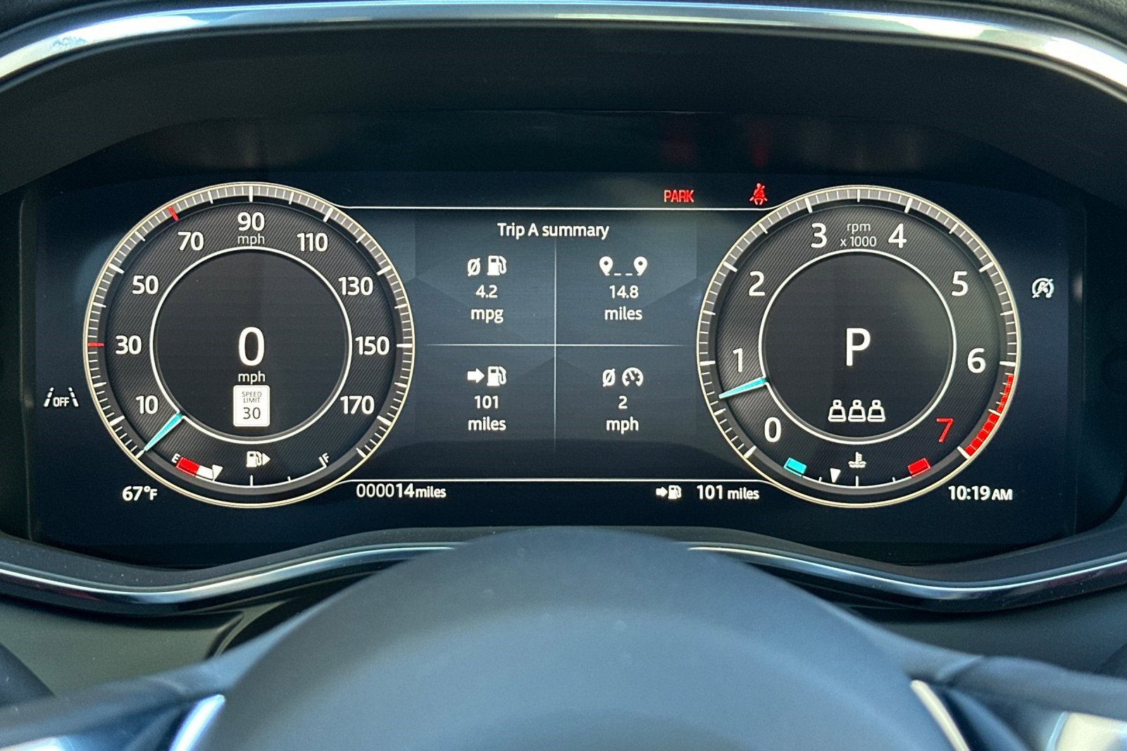 2025 Jaguar F-PACE R-Dynamic S - Photo 17