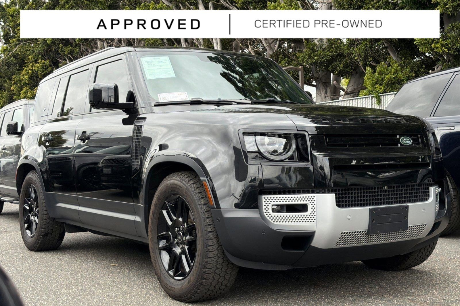 2024 Land Rover Defender 110 S P300's photo