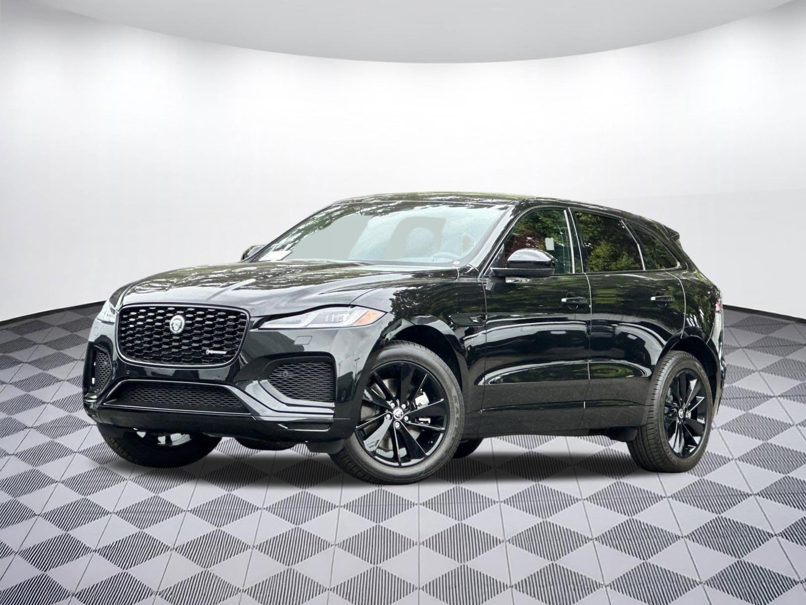 2025 Jaguar F-PACE P400 R-Dynamic S's photo