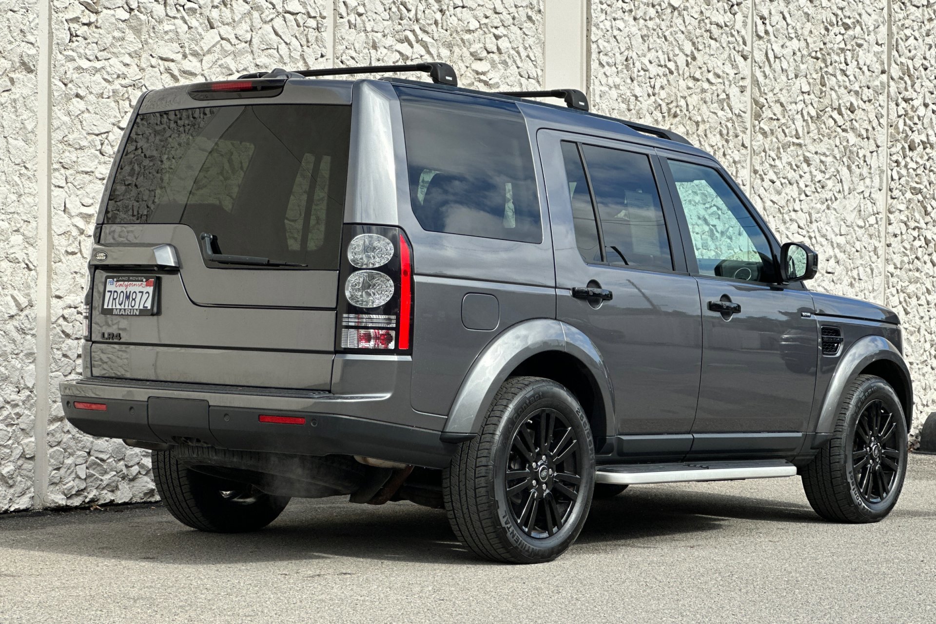 2016 Land Rover LR4 HSE photo 2