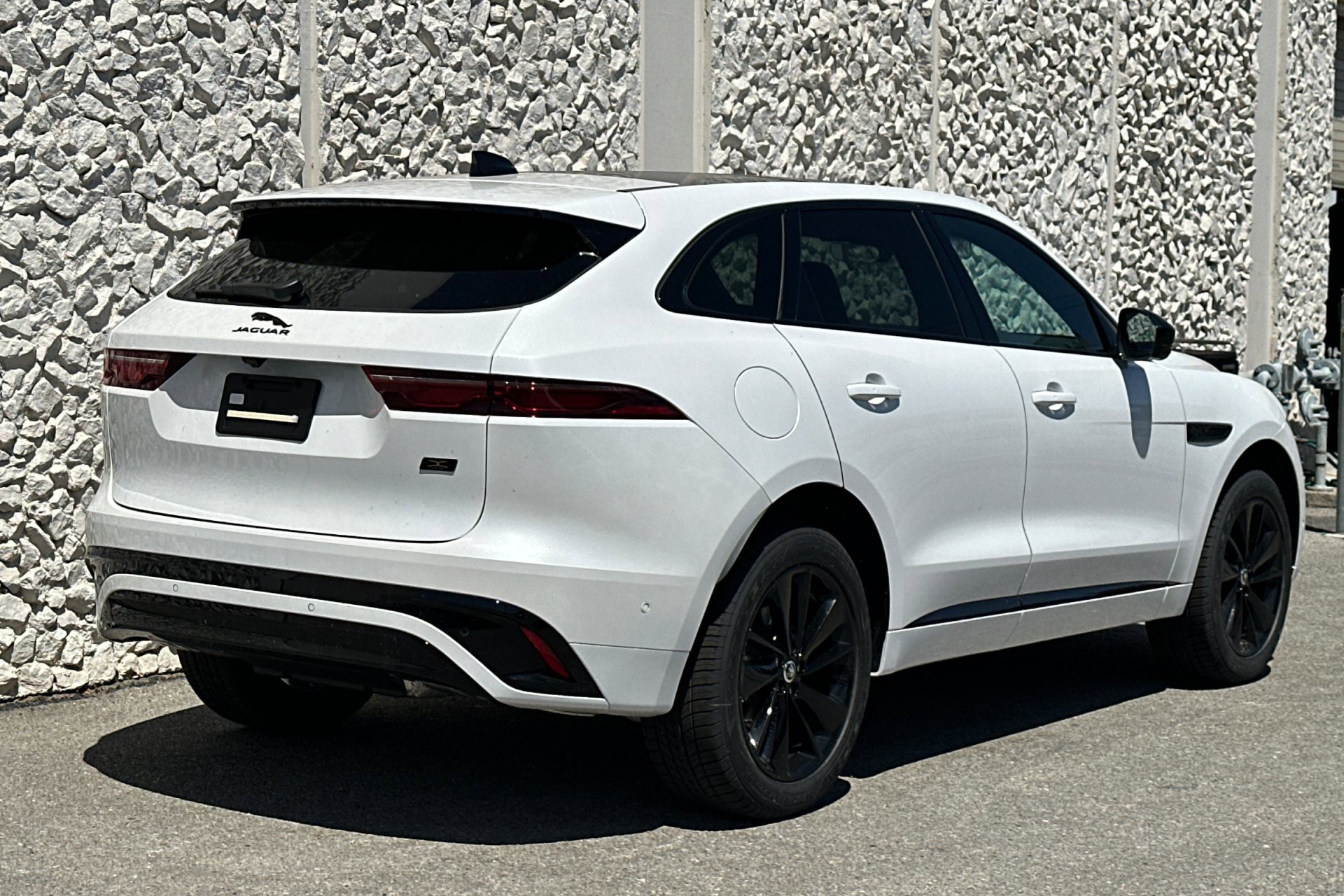 2026 Jaguar F-PACE P250 R-Dynamic S photo 2