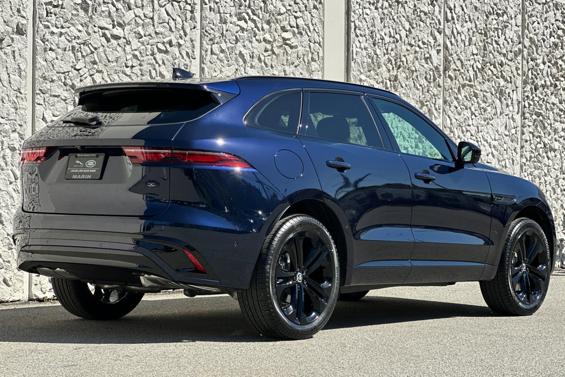 2026 Jaguar F-PACE P250 R-Dynamic S photo 2