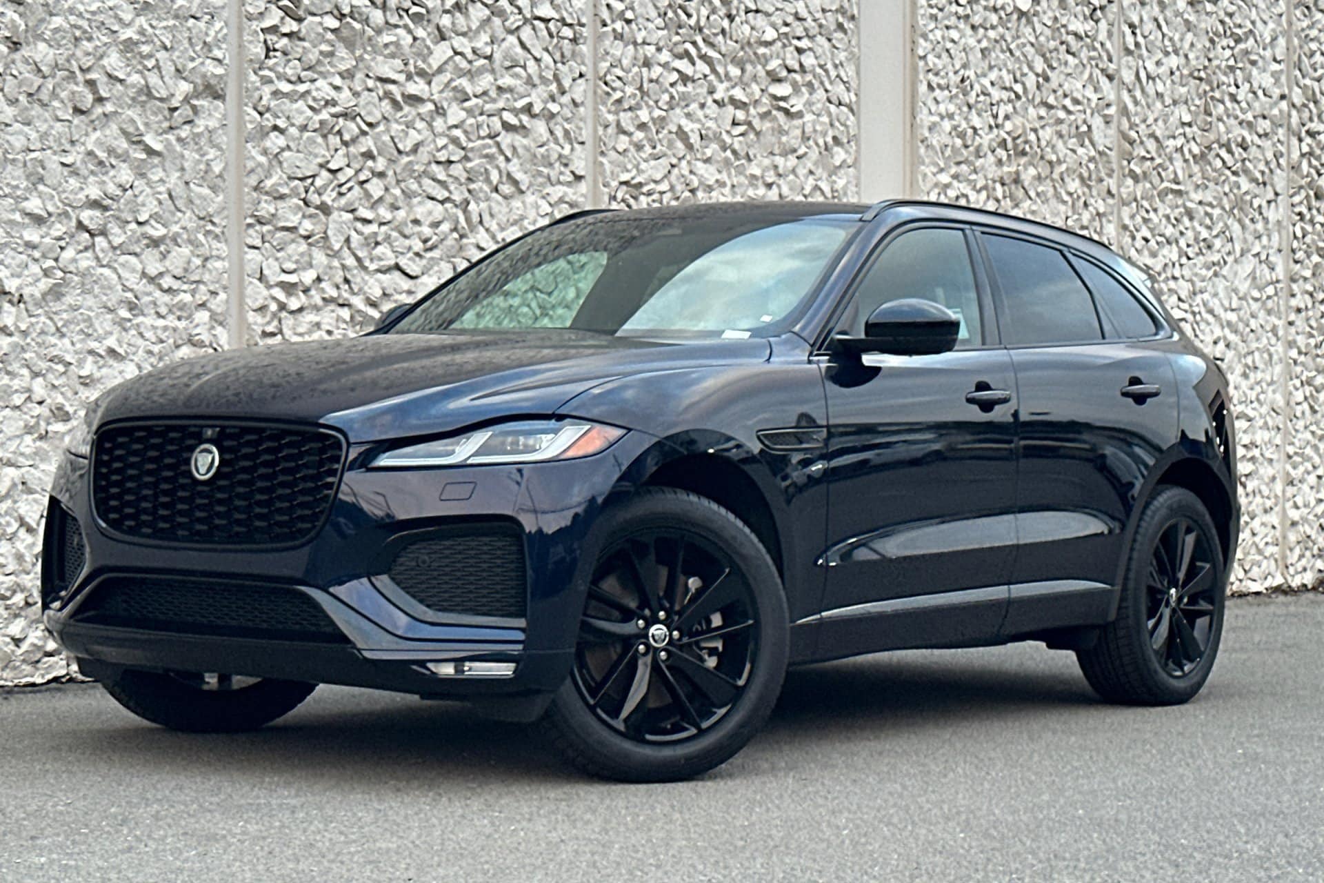 2026 Jaguar F-Pace R-Dynamic S's photo