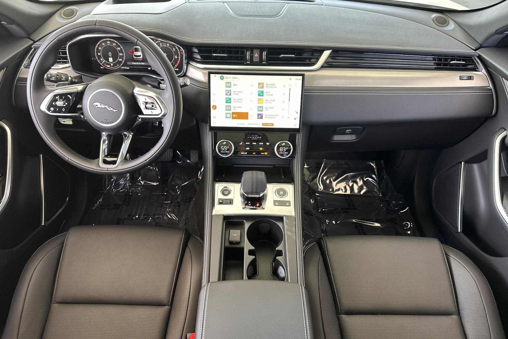 2026 Jaguar F-PACE P250 R-Dynamic S photo 3