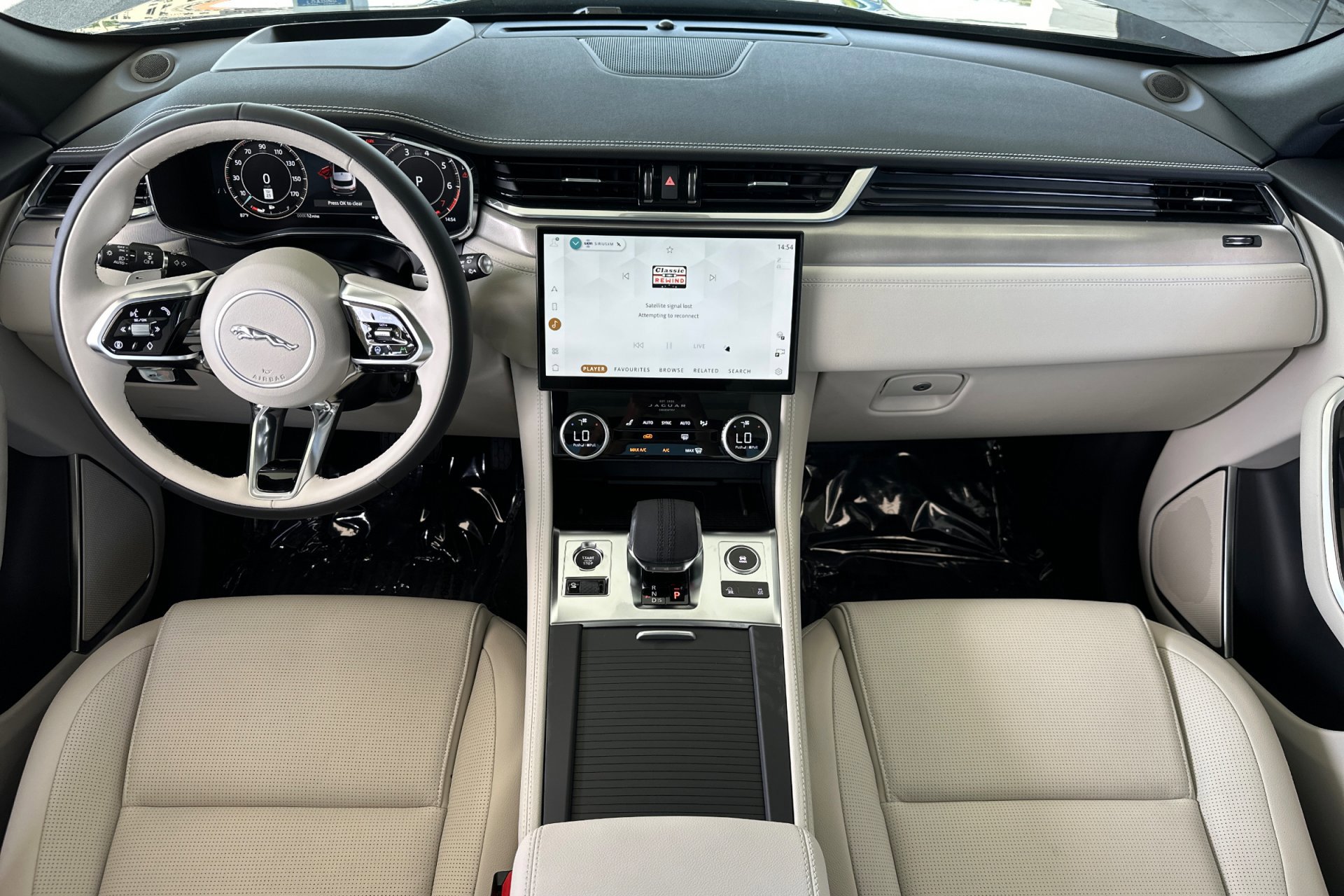 2026 Jaguar F-PACE P250 R-Dynamic S photo 3