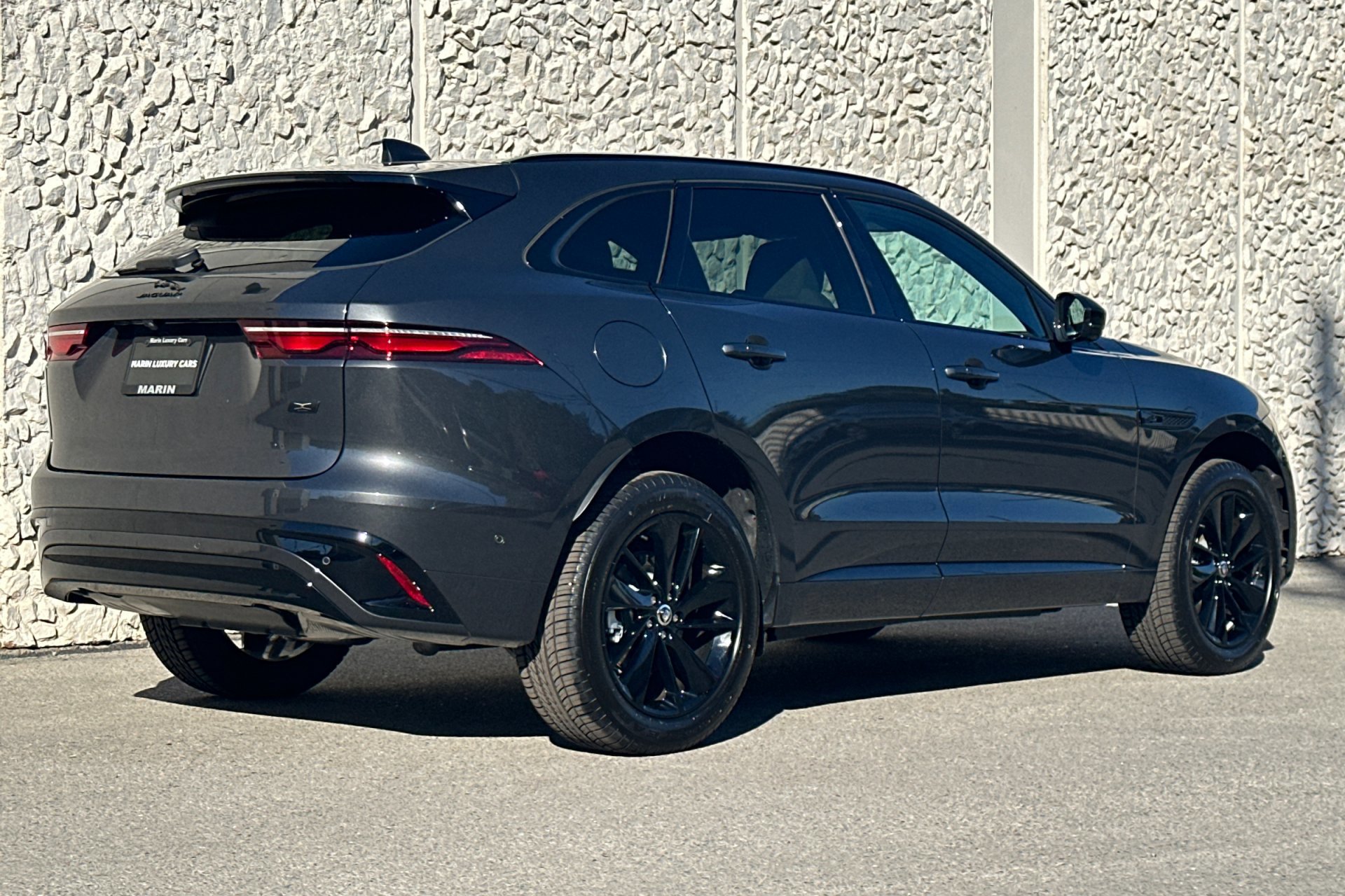 2026 Jaguar F-PACE P250 R-Dynamic S photo 2