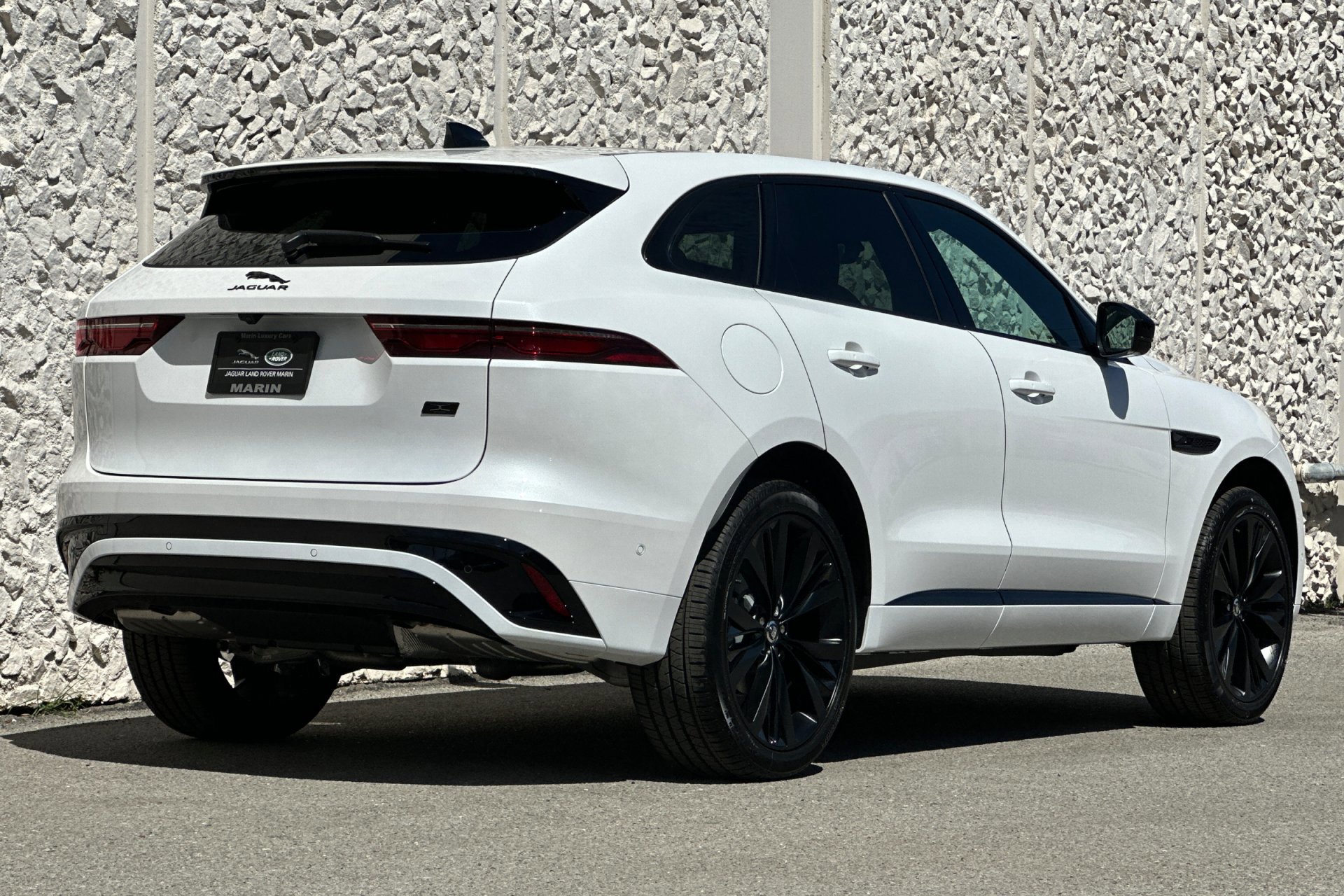2026 Jaguar F-PACE P250 R-Dynamic S photo 2