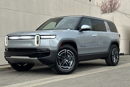2026 Rivian R1S Dual-Motor Standard Pack Dual-Motor Standard Pack